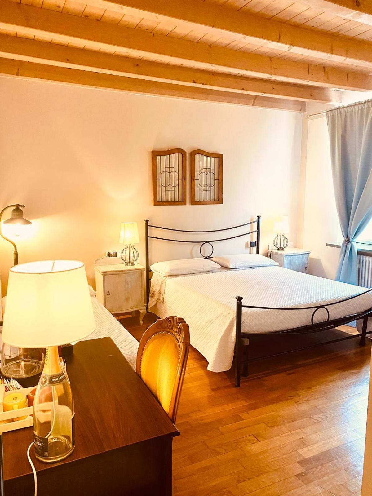 La Casina Hotel Dello ภายนอก รูปภาพ